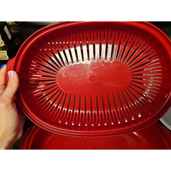 Kitchen Aid Red 9" x 13" Microwave Veggie Food Steamer 3 piece set - Picture 7 of 9
